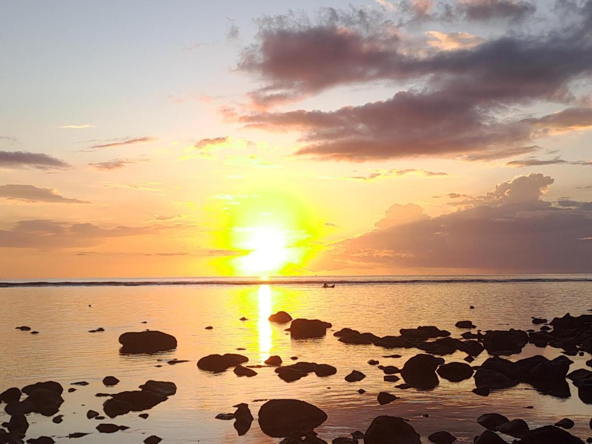 Caplage - Beachfront Ground Floor Apartment In Tamarin Luaran gambar