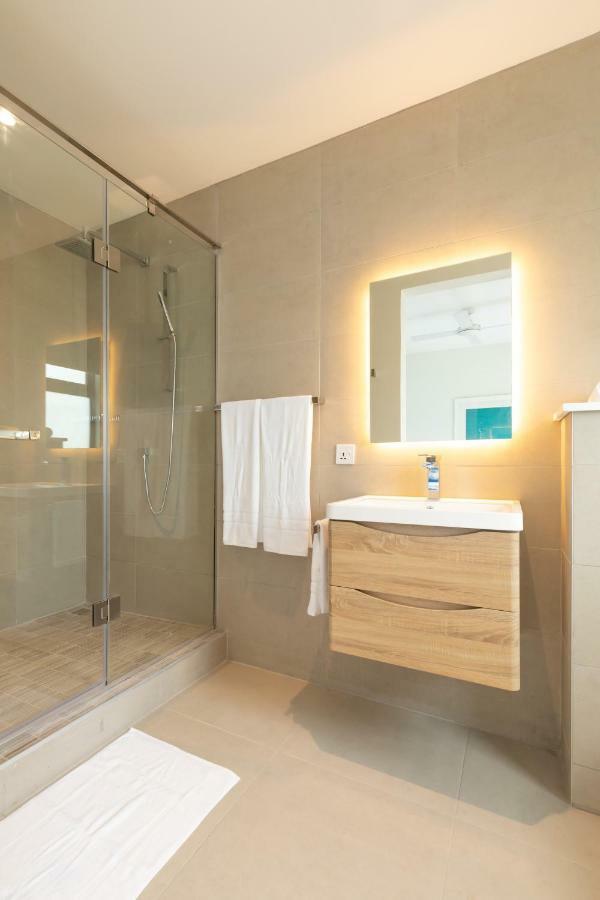 Caplage - Beachfront Ground Floor Apartment In Tamarin Luaran gambar